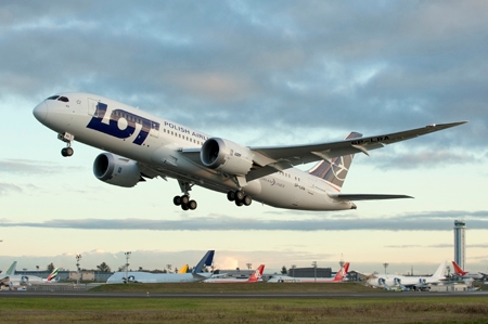 Boeing 787 Dreamline - LOT
